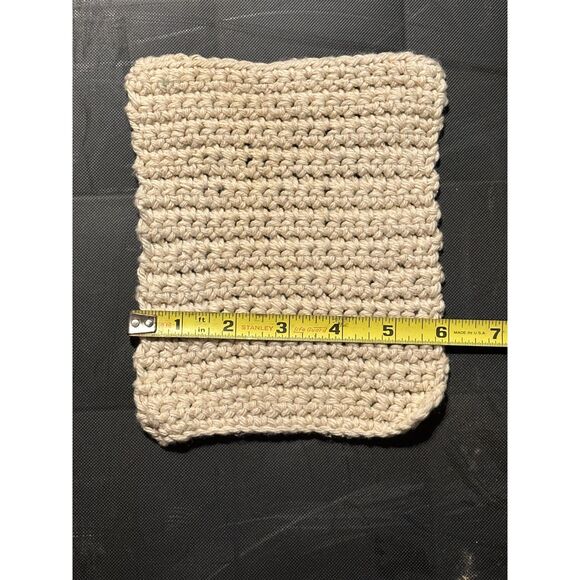 Crocheted Vintage Pot Holders Set of Three - Picture 8 of 8